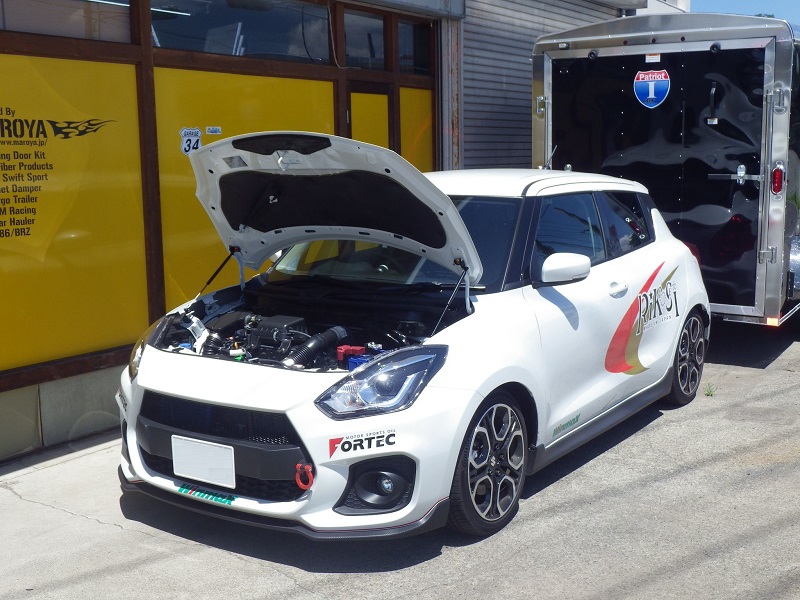 MAROYA スズキ スイフトスポーツ［ZC33S］用ボンネットダンパー