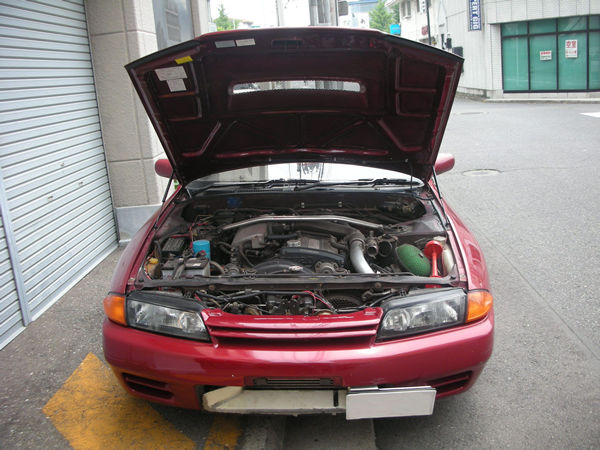 MAROYA 日産 スカイライン［HCR32］用ボンネットダンパー