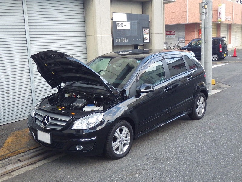 MAROYA メルセデス・ベンツ Bクラス［W245］用ボンネットダンパー